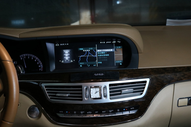 Штатная магнитола Carmedia XN-M1011 Mercedes-Benz S-Class W221 2009-2013