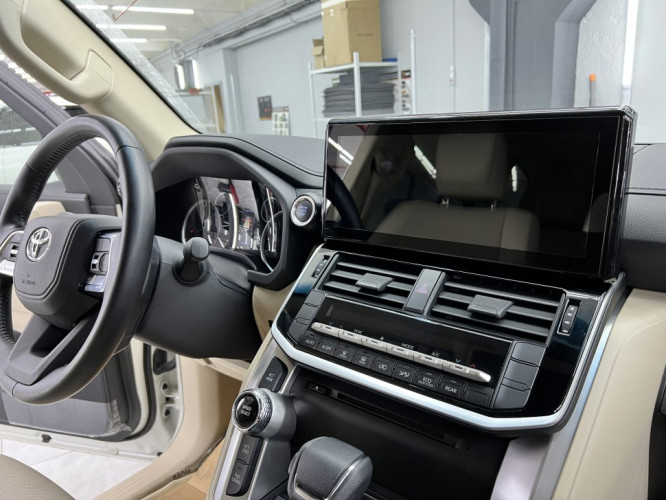 Штатная магнитола Radiola RDL-LC300 Toyota Land Cruiser 300 (2021-2026)