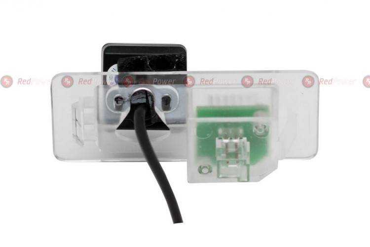 Камера заднего вида Redpower Premium BMW379 BMW 1 coupe, 3, 5, X1, X3, X5, X6 (диоды,сохранение шт. подсветки)