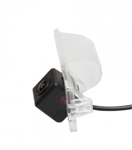 Камера заднего вида Redpower Premium CDLC137 Cadillac CTS 2014+