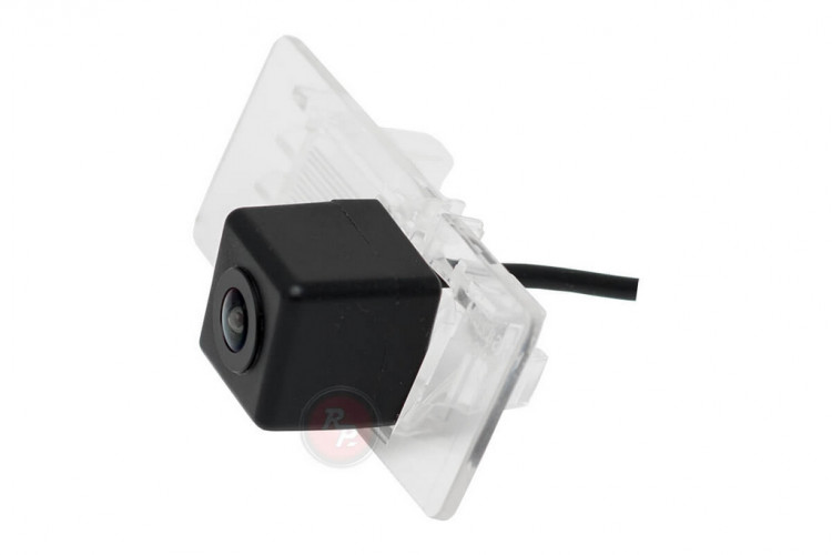 Камера заднего вида Redpower Premium VW189 Skoda,VW ,Seat, Audi, (Под лампочку)
