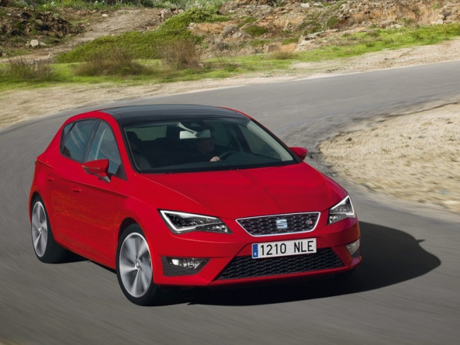 Комплект доводчиков дверей Rulium для Seat Leon 2012-2019