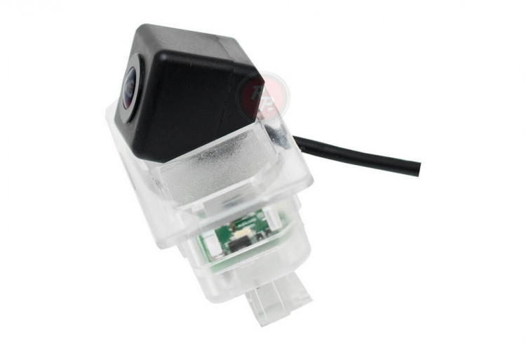 Камера заднего вида Redpower Premium VW373 VW Skoda, VW, Seat , Audi (диодная подсветка,разъём)