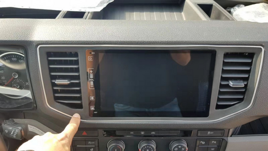 Штатная магнитола Carmedia KR-1196-S9 Volkswagen Crafter 2006-2015