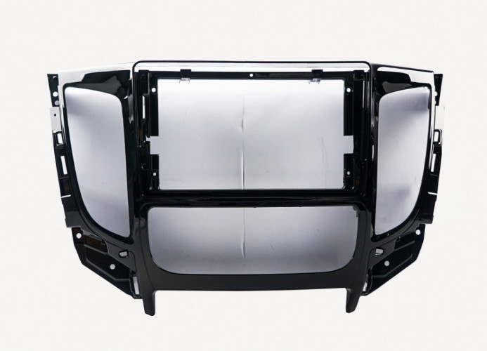 Штатная магнитола Carmedia OL-9567-N Mitsubishi Pajero Sport 2017+