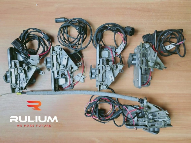 Комплект доводчиков дверей Rulium для Haval H6 2014-2020