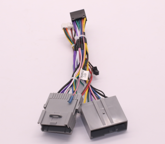 Переходная рамка Cadillac Escalade 2 GMT800 (2001-2006) (9")