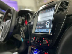 Штатная магнитола Tesla Carmedia ZF-1069BL-Q6 Opel Insignia (2009-2013) черный