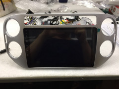 Штатная магнитола Carmedia NM-007-MTK Volkswagen Tiguan (2007-2016) (до и после рестайлинга)