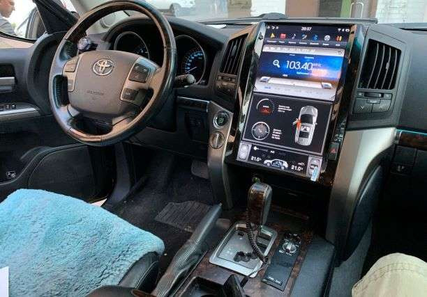 Штатная магнитола Tesla Сarmedia ZF-1816H-Q6 Toyota Land Cruiser 200 2007-2015 top