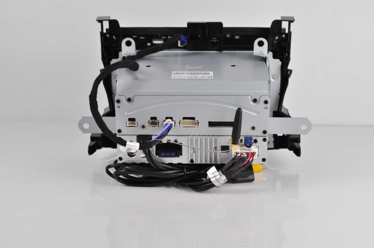 Штатная магнитола Сarmedia DAFT-2769 Toyota Land Cruiser 200 2015+ Top