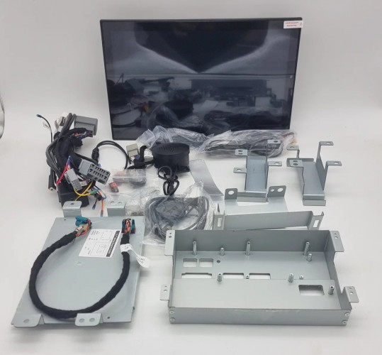 Штатная магнитола Сarmedia MRW-1304 Land Rover Range Rover Sport (2013-2017) Bosch