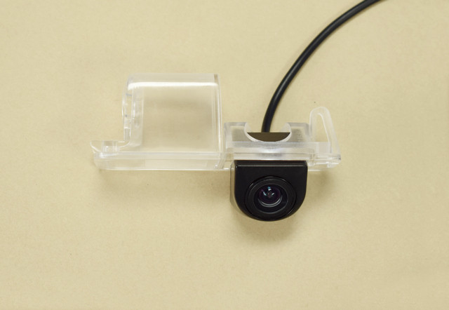 Камера заднего вида FarCar (Winca) №549 Volkswagen Polo, Golf, Passat CC, Passat B7 (sedan)