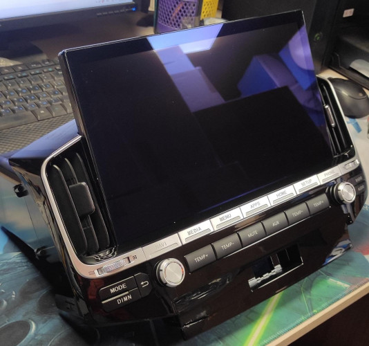 Штатная магнитола Сarmedia KP-T1301 Toyota Land Cruiser 200 (2007-2015) Low