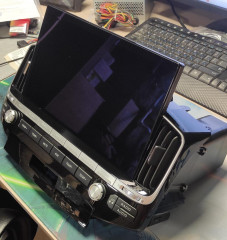 Штатная магнитола Сarmedia KP-T1301 Toyota Land Cruiser 200 (2007-2015) Low