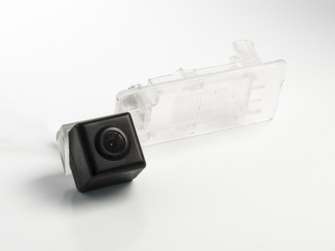 CMOS штатная камера заднего вида AVS312CPR (#102)  для автомобилей AUDI/ SEAT/ SKODA/ VOLKSWAGEN