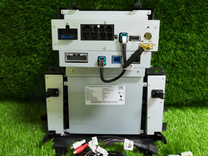 Штатная магнитола Tesla Carmedia ZF-1819-DSP Lexus LX 570 2007-2015