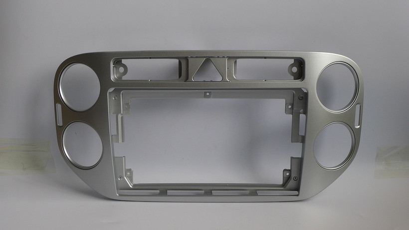 Штатная магнитола Carmedia NM-9040 Volkswagen Tiguan (2007-2015)